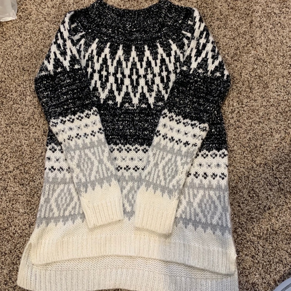 Gorgeous heavy weight Medina sweater